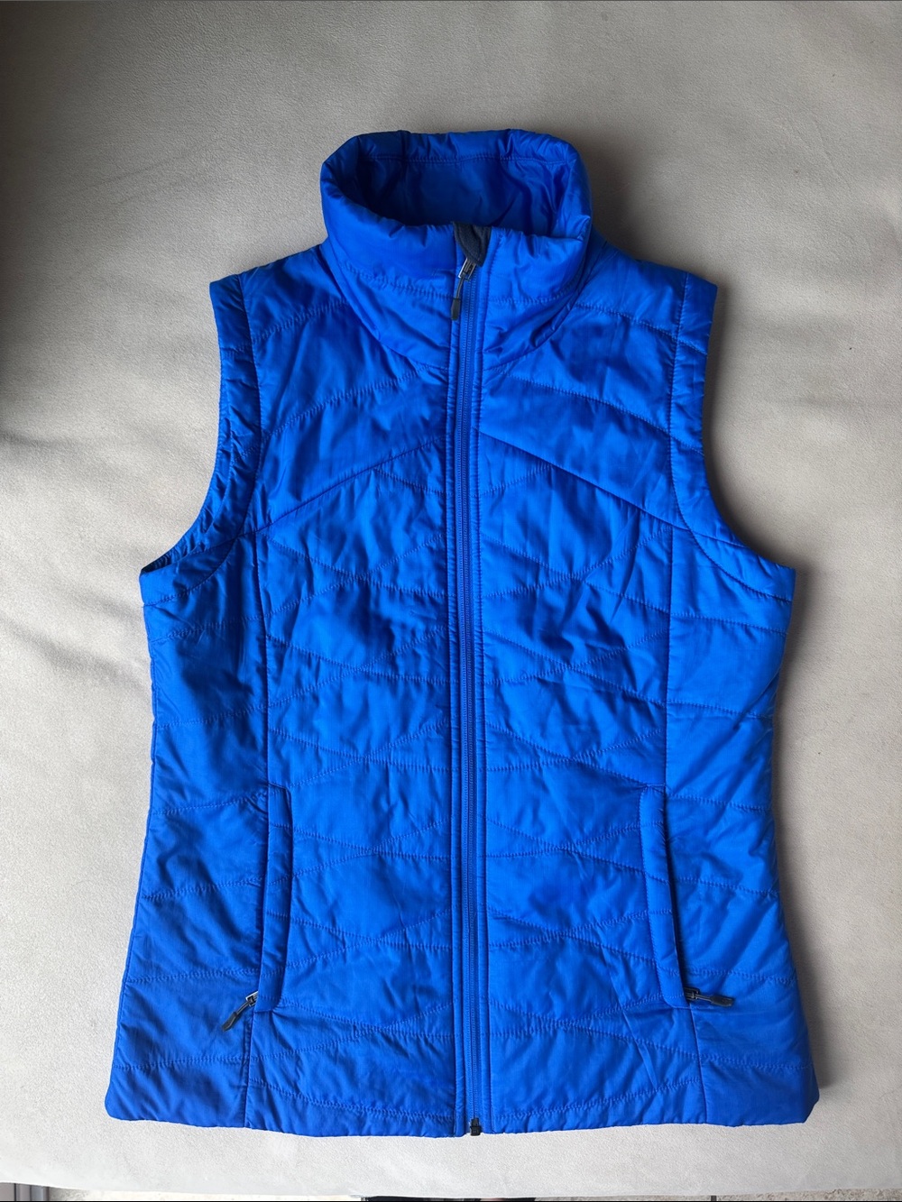 Columbia light down Quilted Puffer vest w Omni-Shield, Women’s M